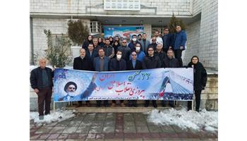 حماسه حضور کارکنان بهداشت و درمان صنعت نفت غرب کشور در جشن پیروزی انقلاب اسلامی